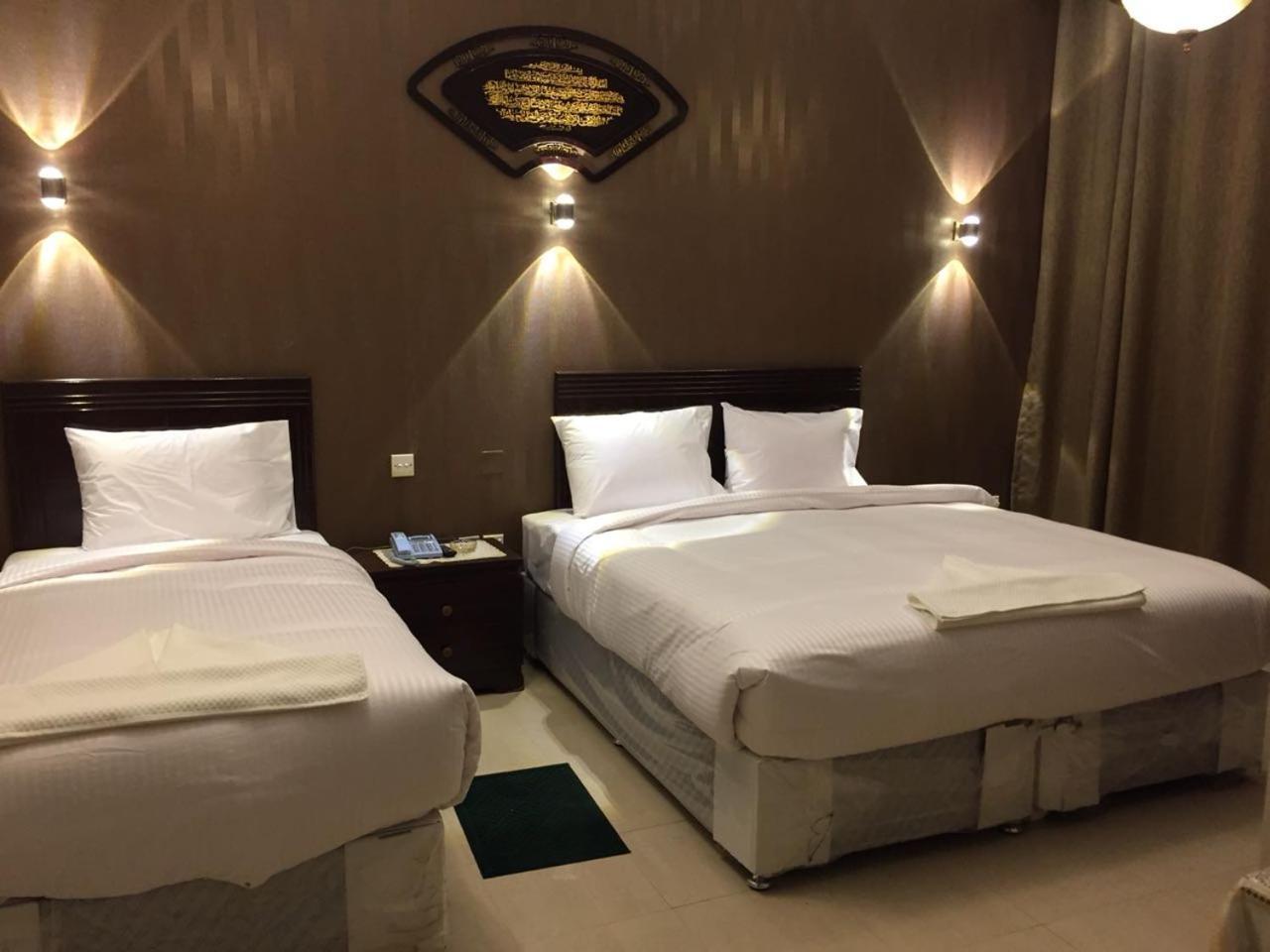 Taj Naif Hotel Dubai Eksteriør billede